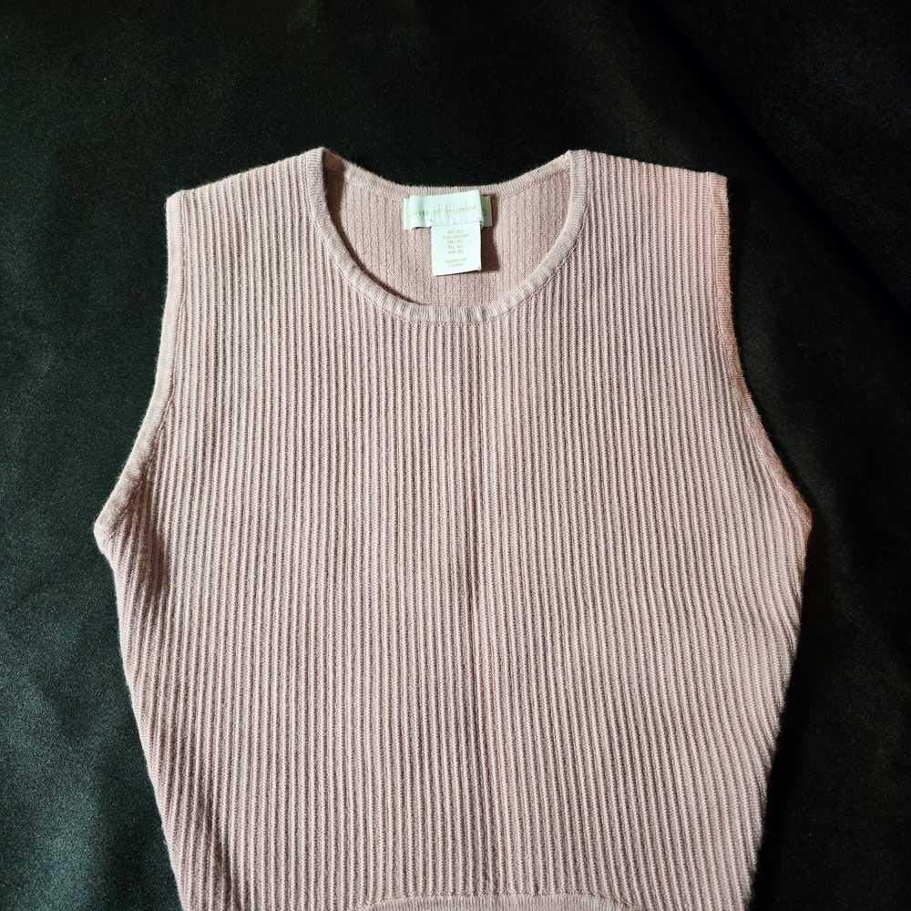 Pink Ribbed Sleeveless Top - Picture 2 of 4
